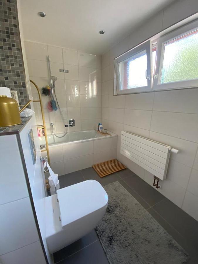Schoenes Zimmer Im Charmanten Haus Berlijn Buitenkant foto